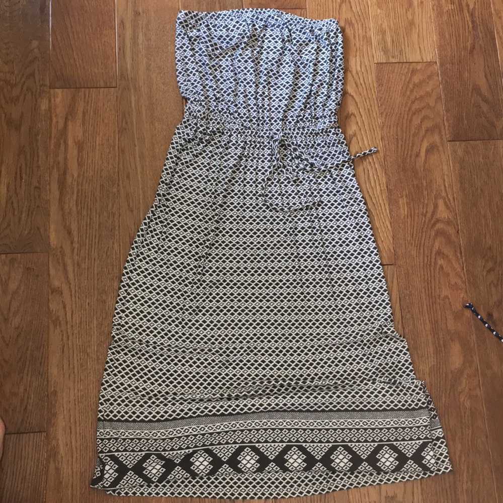 2/$20 NWT strapless maxi